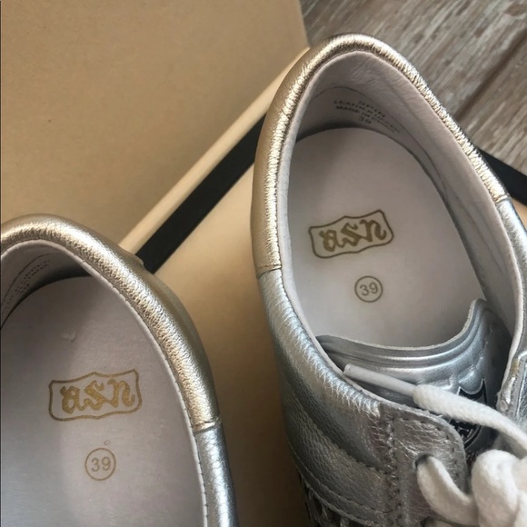 Women’s Ash Spin Fashion Sneaker White/Silver - Picture 4 of 6